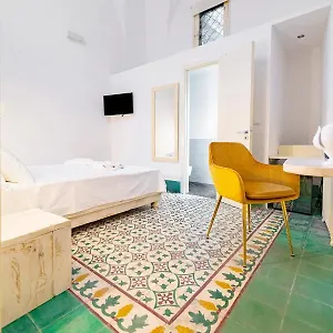damasa-rooms.lecce-hotels.com/