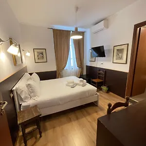https://gold-house.it-romehotels.com