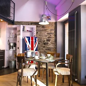 https://cernobbio-bellavista.it-lombardy.com