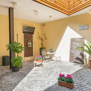 aeterno-eco-guest-house.it-romehotels.com/