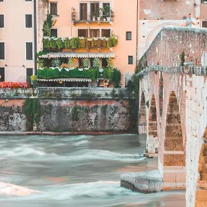 Ponte Pietra Verona