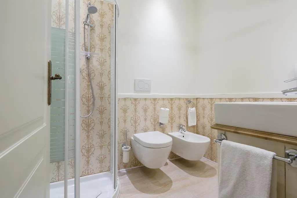 Vecchia Verona Rooms & Apartments Konukevi