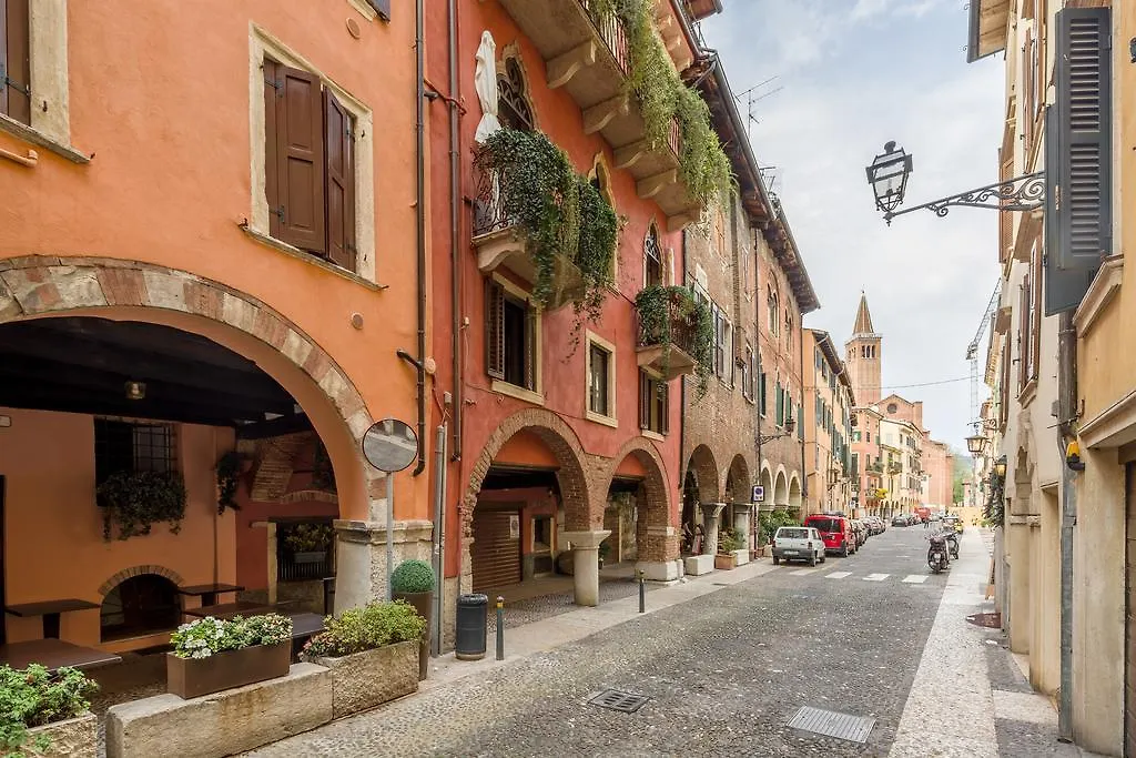 Vecchia Verona Guest House 0*,
