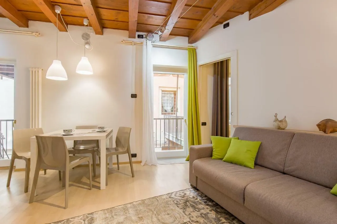 Vecchia Verona Rooms & Apartments Konukevi