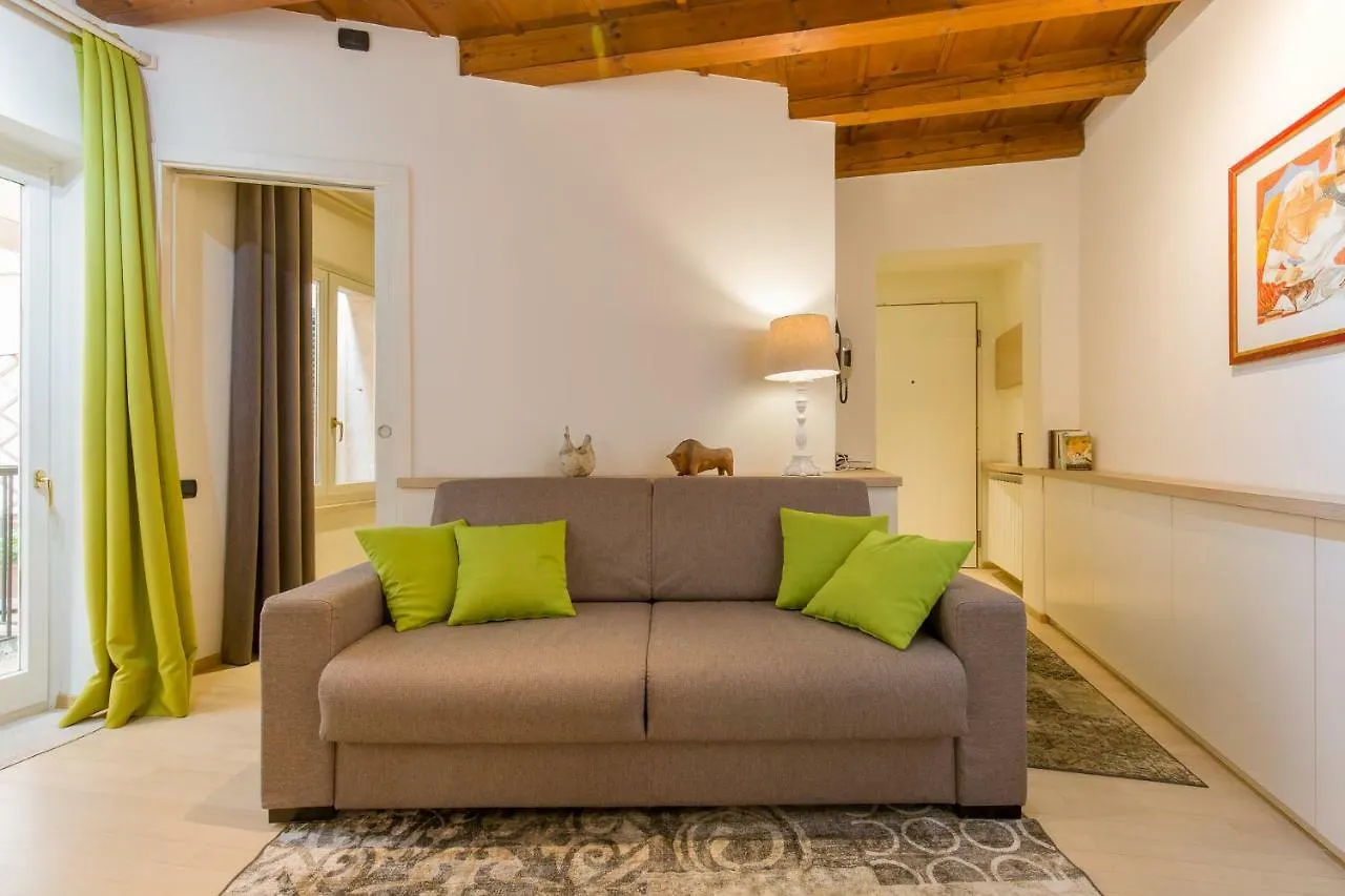 Vecchia Verona Rooms & Apartments 0*,  İtalya